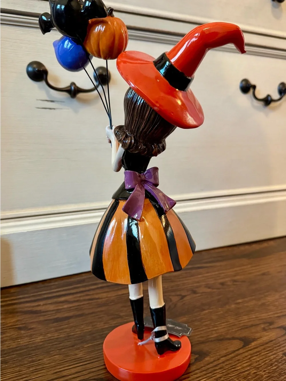 Viral Bella Lux Girl In Witch Costume Dress With Halloween Balloons